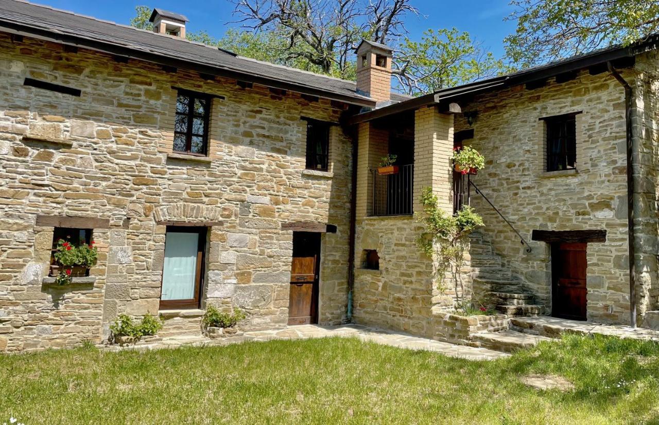 Agriturismo Il Noce D'Oro Villa Borgo Val di Taro Exterior photo
