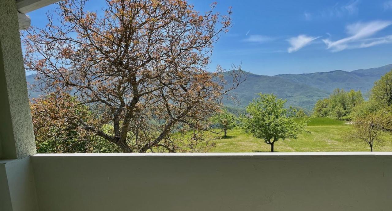 Agriturismo Il Noce D'Oro Villa Borgo Val di Taro Exterior photo